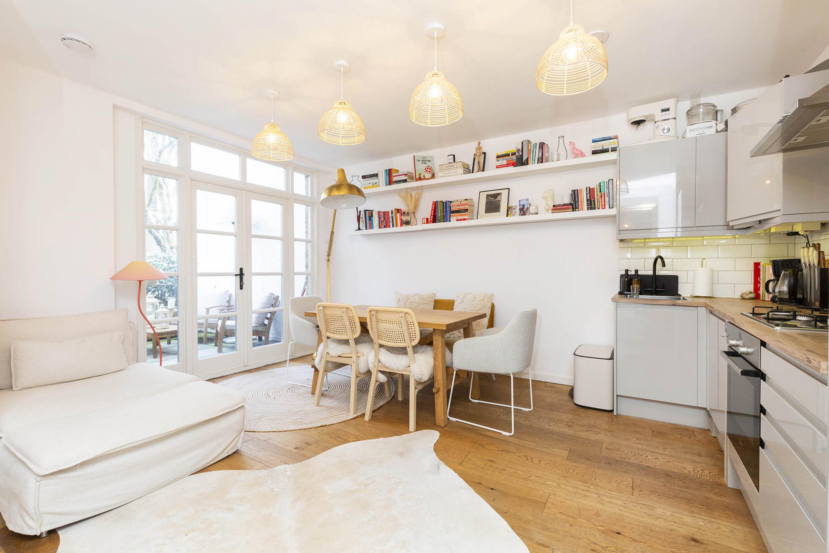 Modern Pet Friendly Garden Apartment Ladbroke Grove, Ladbroke Grove W10
